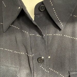 EUC Equipment Black Silk Signature Slim Star Shirt Large